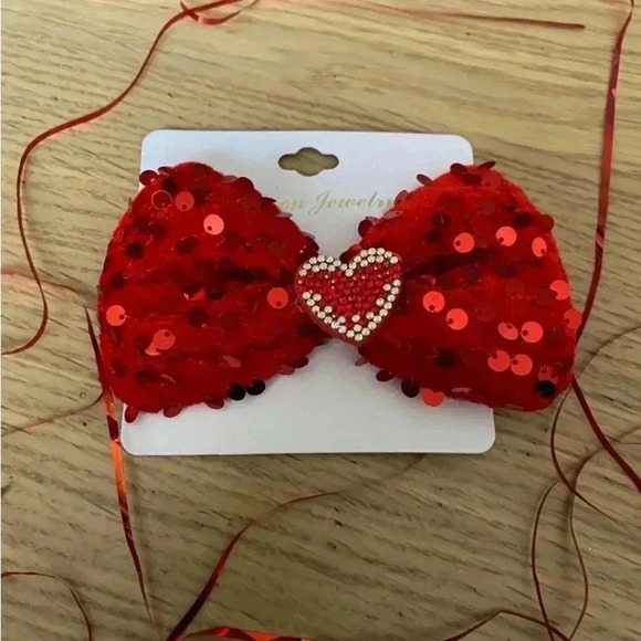 🆕 Red Hearts Bows Hair Clips Set🆕 - Picture 2 of 5